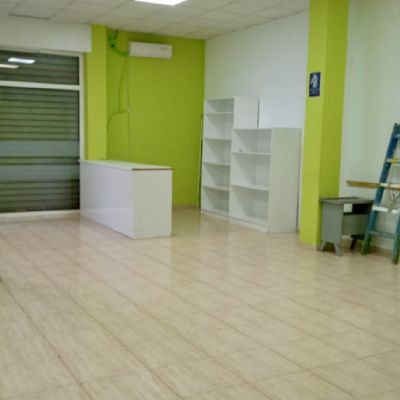 Local comercial en Alquiler